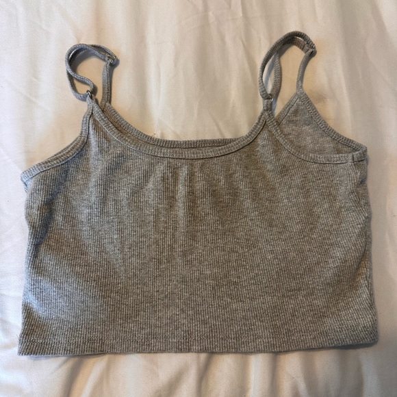 Hollister crop top - Picture 2 of 3
